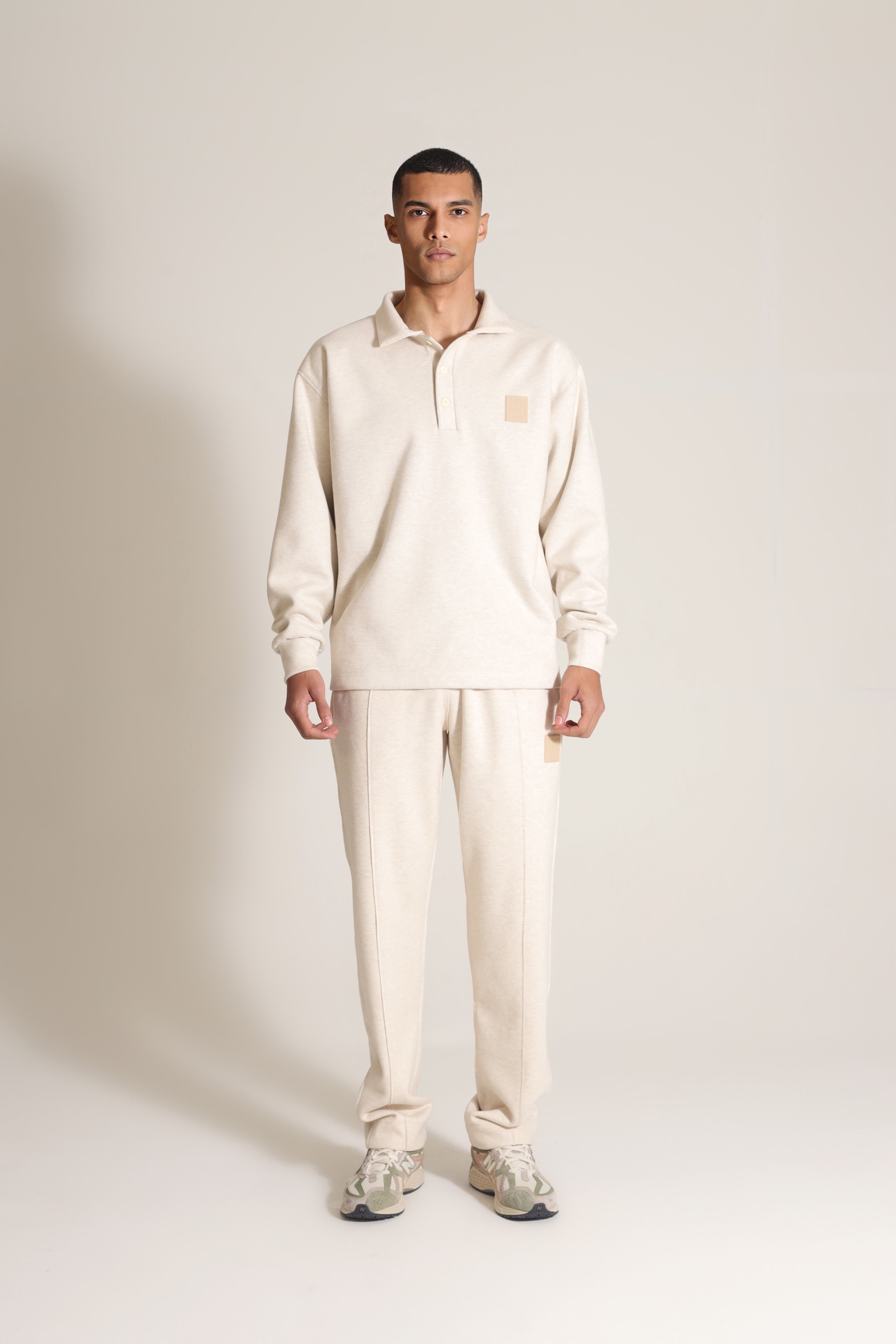 POLO COLLAR SWEATER IN BEIGE