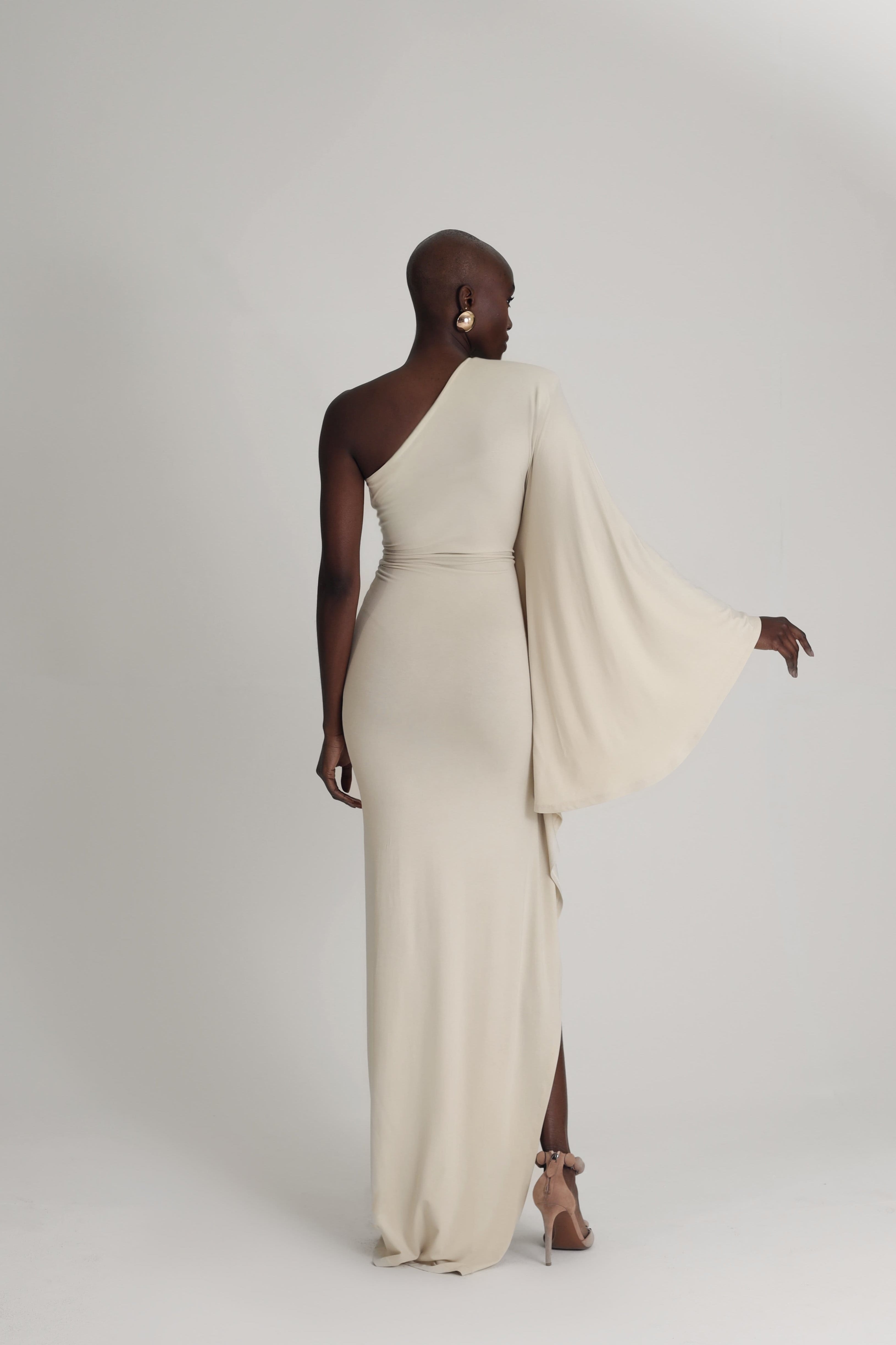 ONE SLEEVE DRESS IN JERSEY