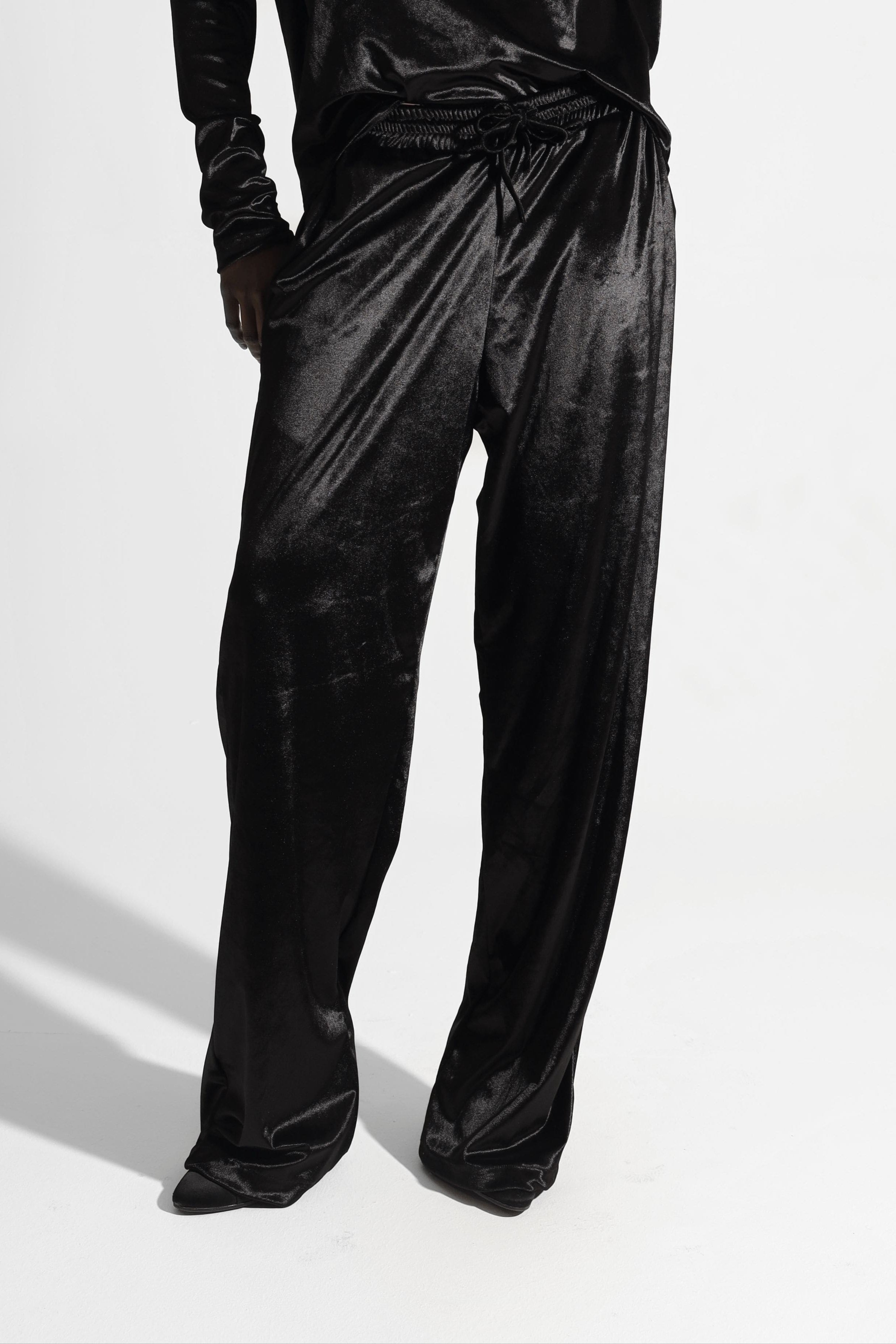 VELVET PANT IN BLACK
