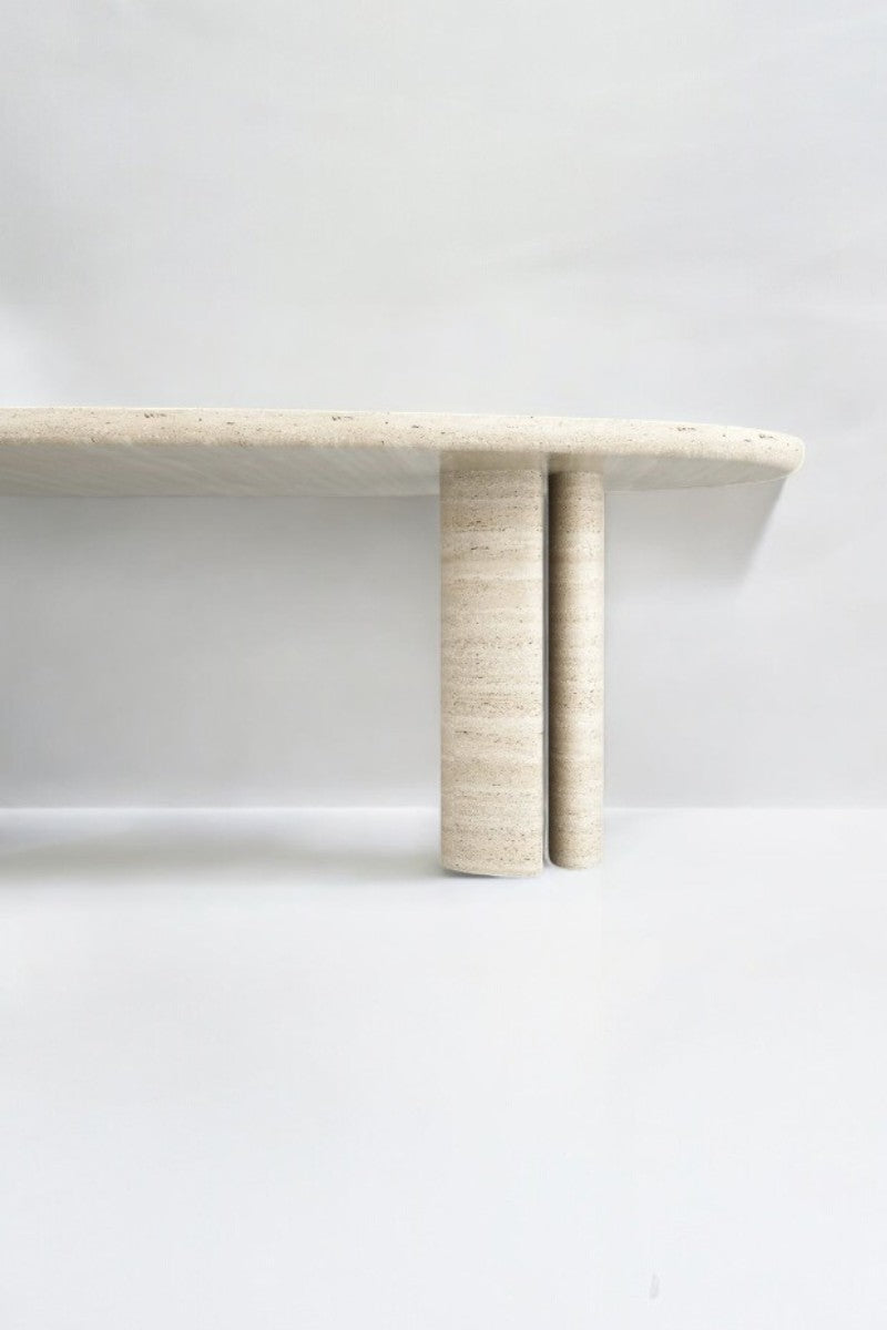 VIRTA TABLE IN TRAVERTINE
