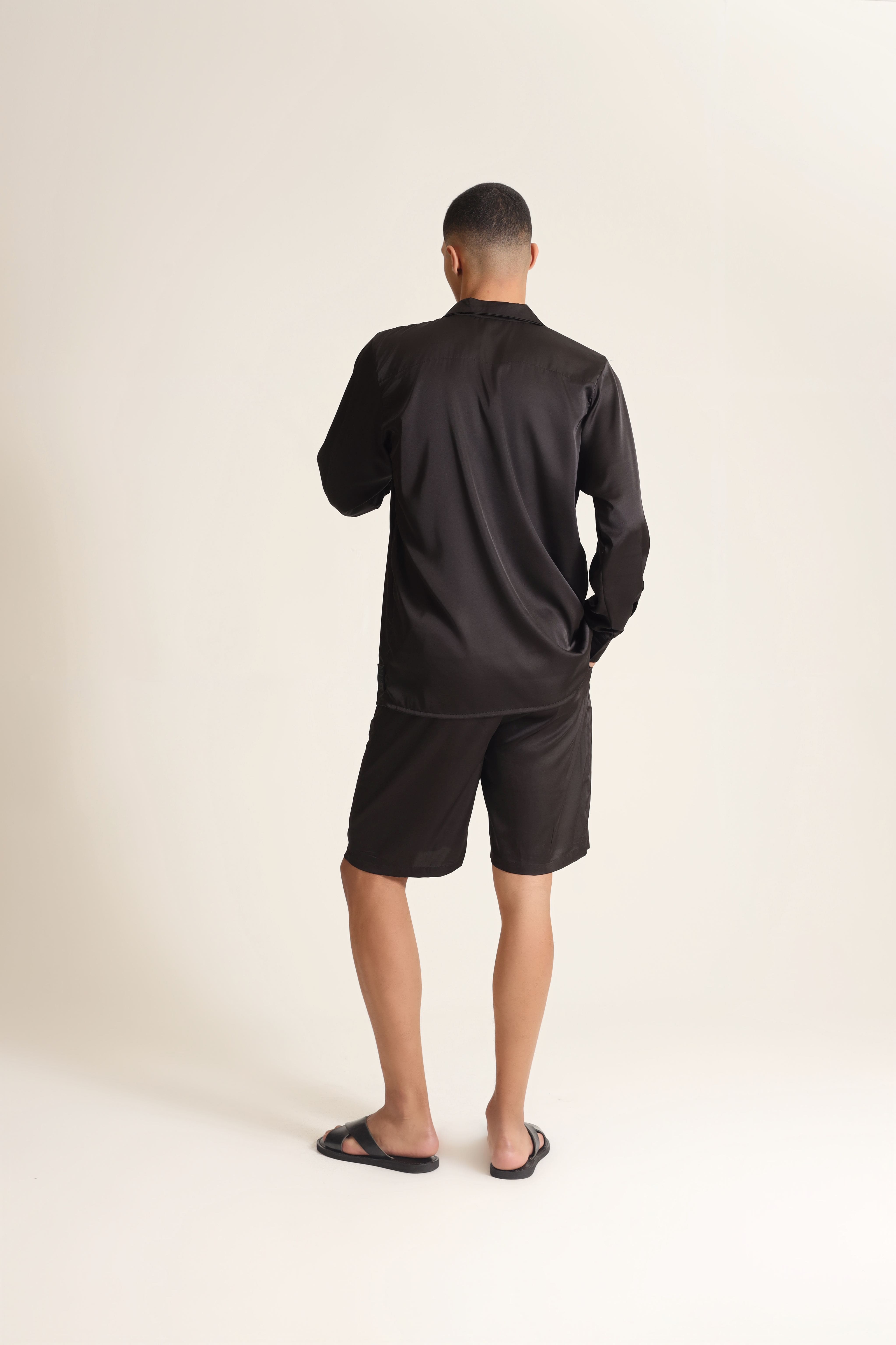 BLACK SATIN BERMUDA