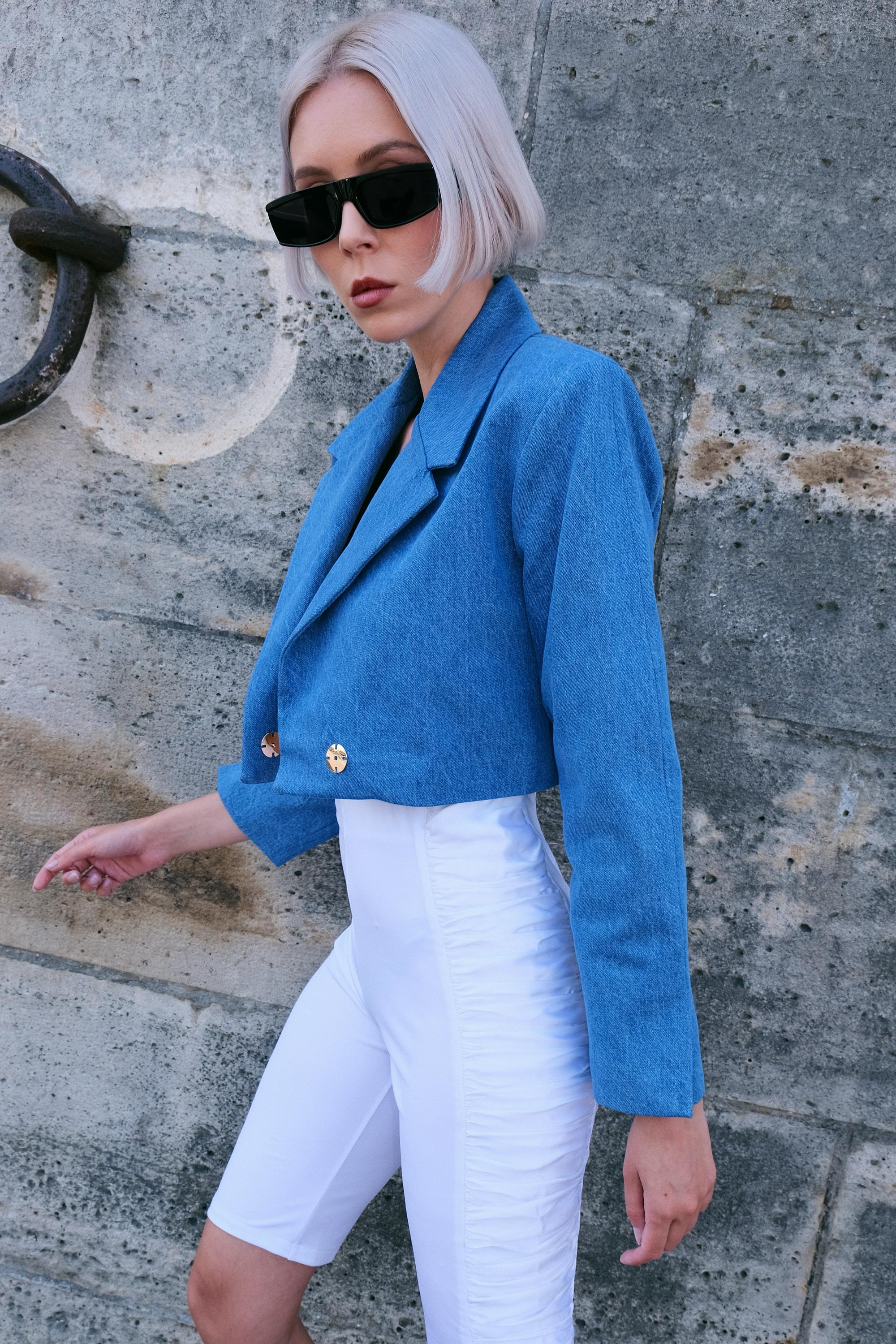 Short cycliste blanc en soie