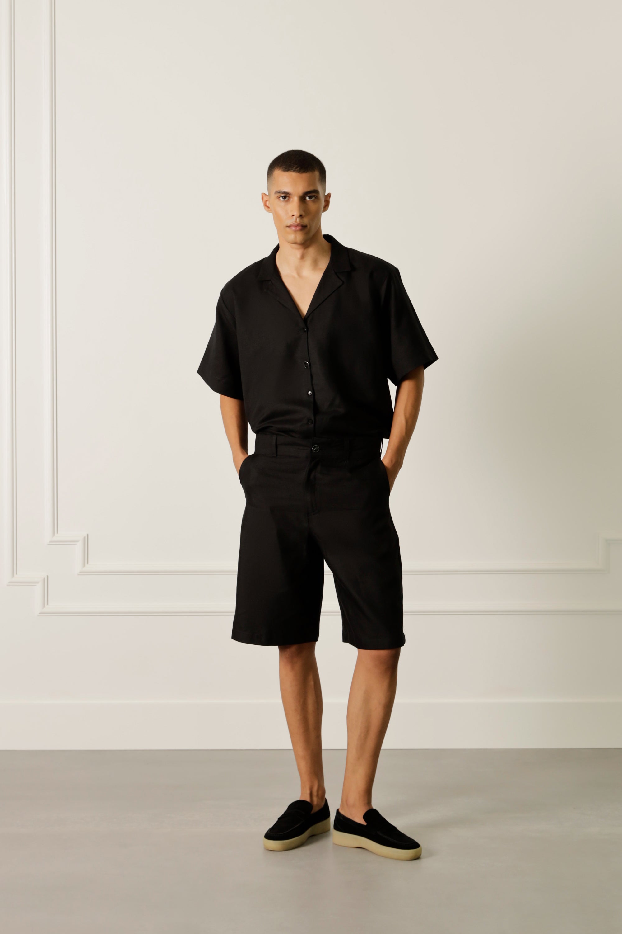 MA PARIS | Black bermuda shorts in linen MA PARIS | Black bermuda shorts in linen