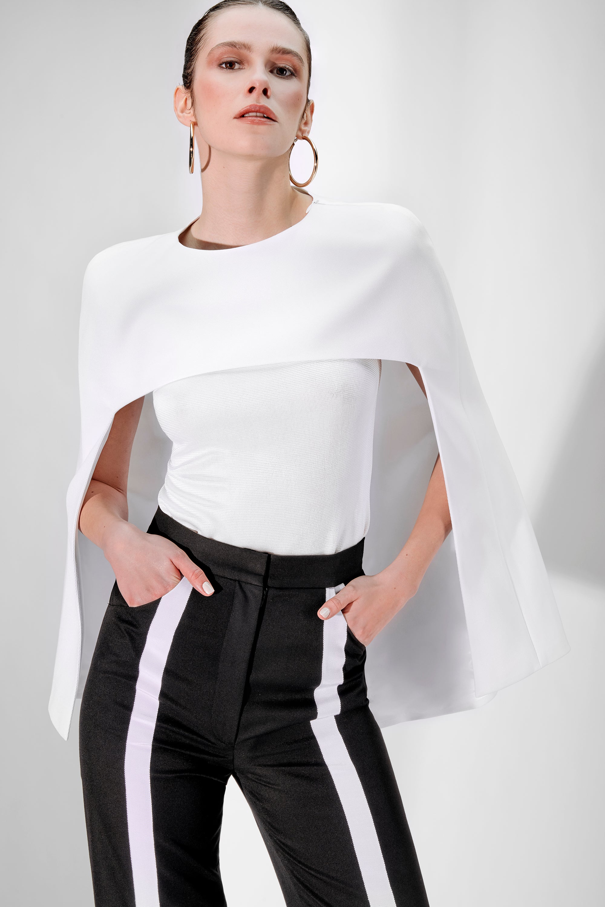 Balance cape