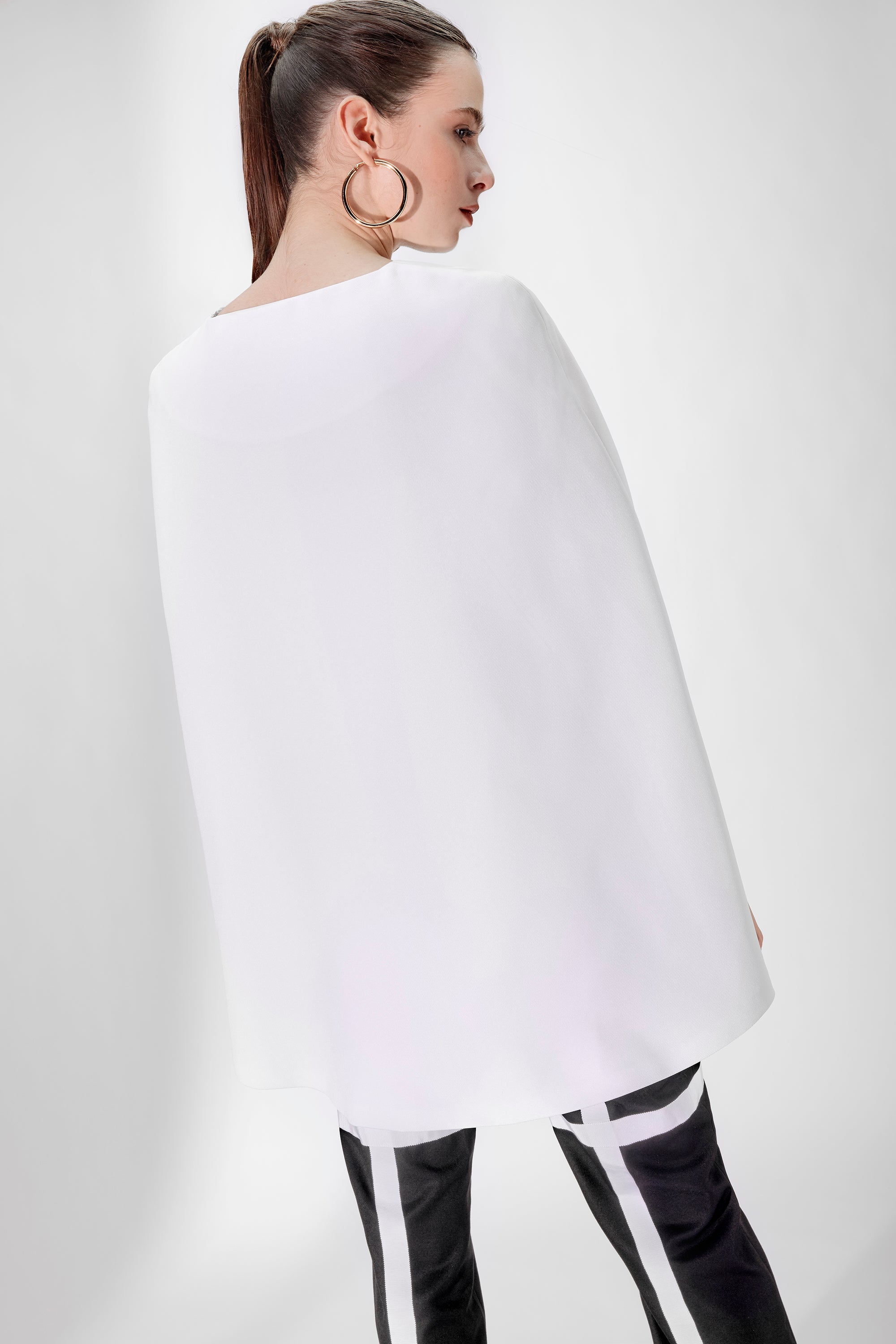Balance cape