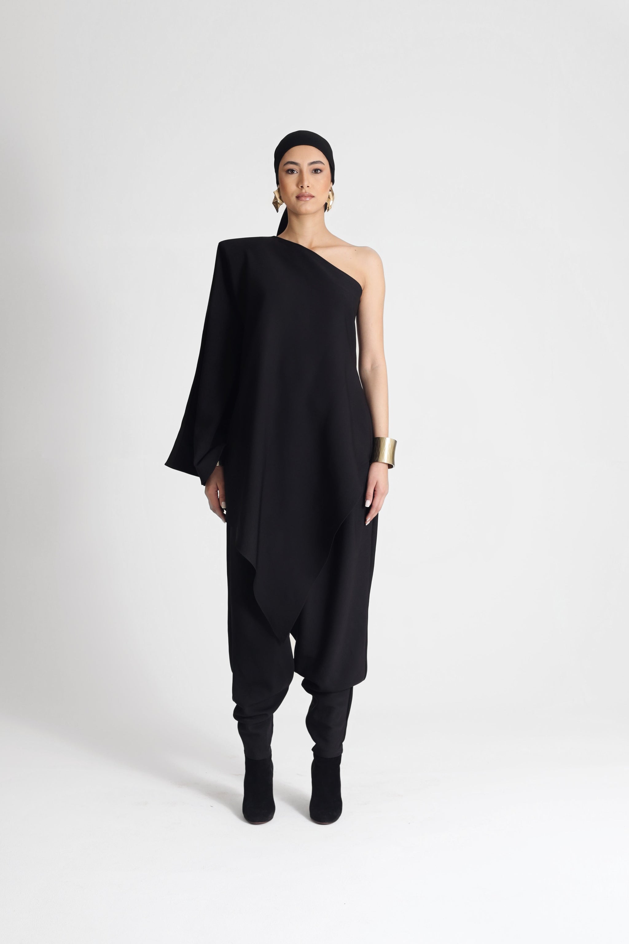 ONE SHOULDER DRESS