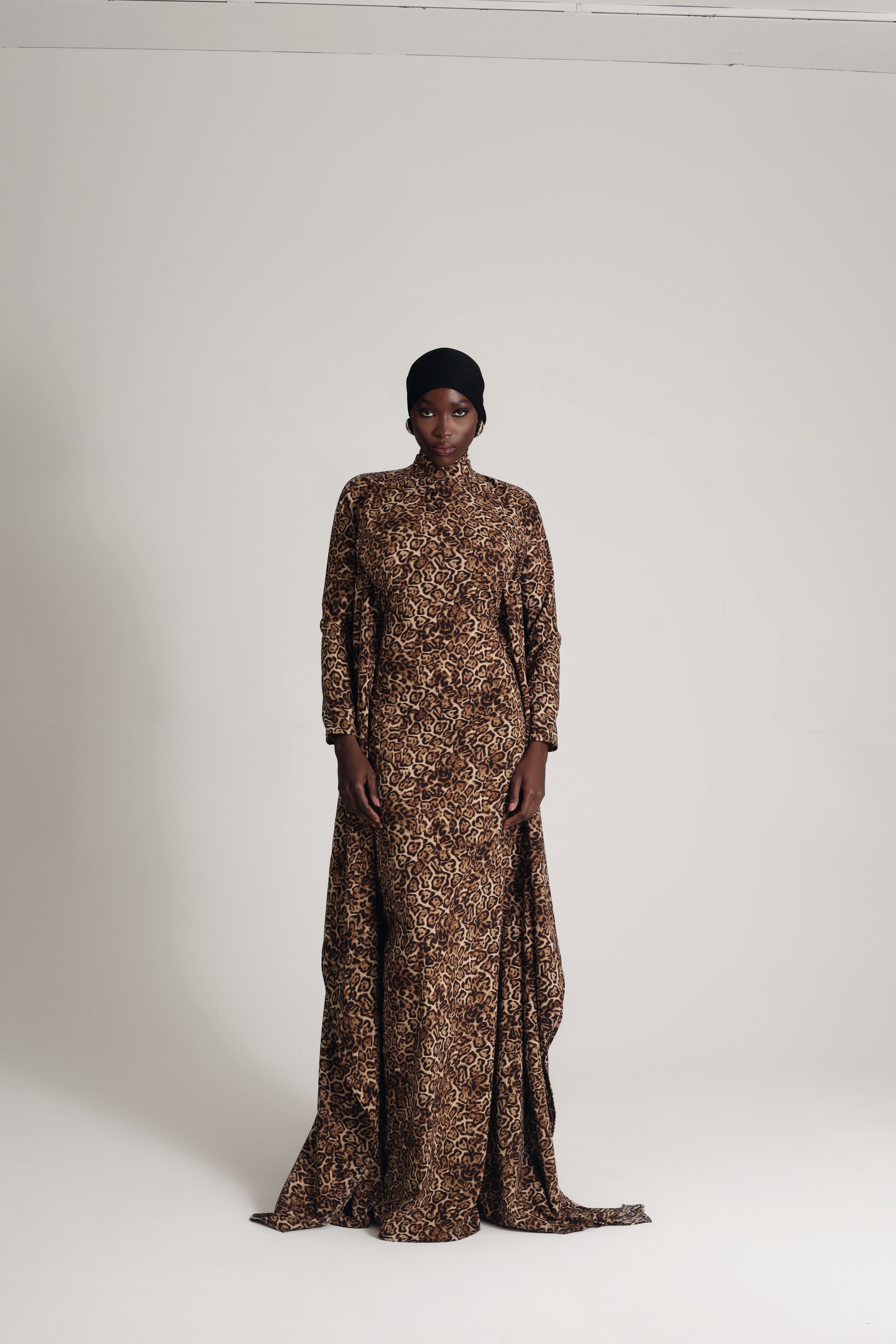 SILHOUETTE DRESS IN LEOPARD