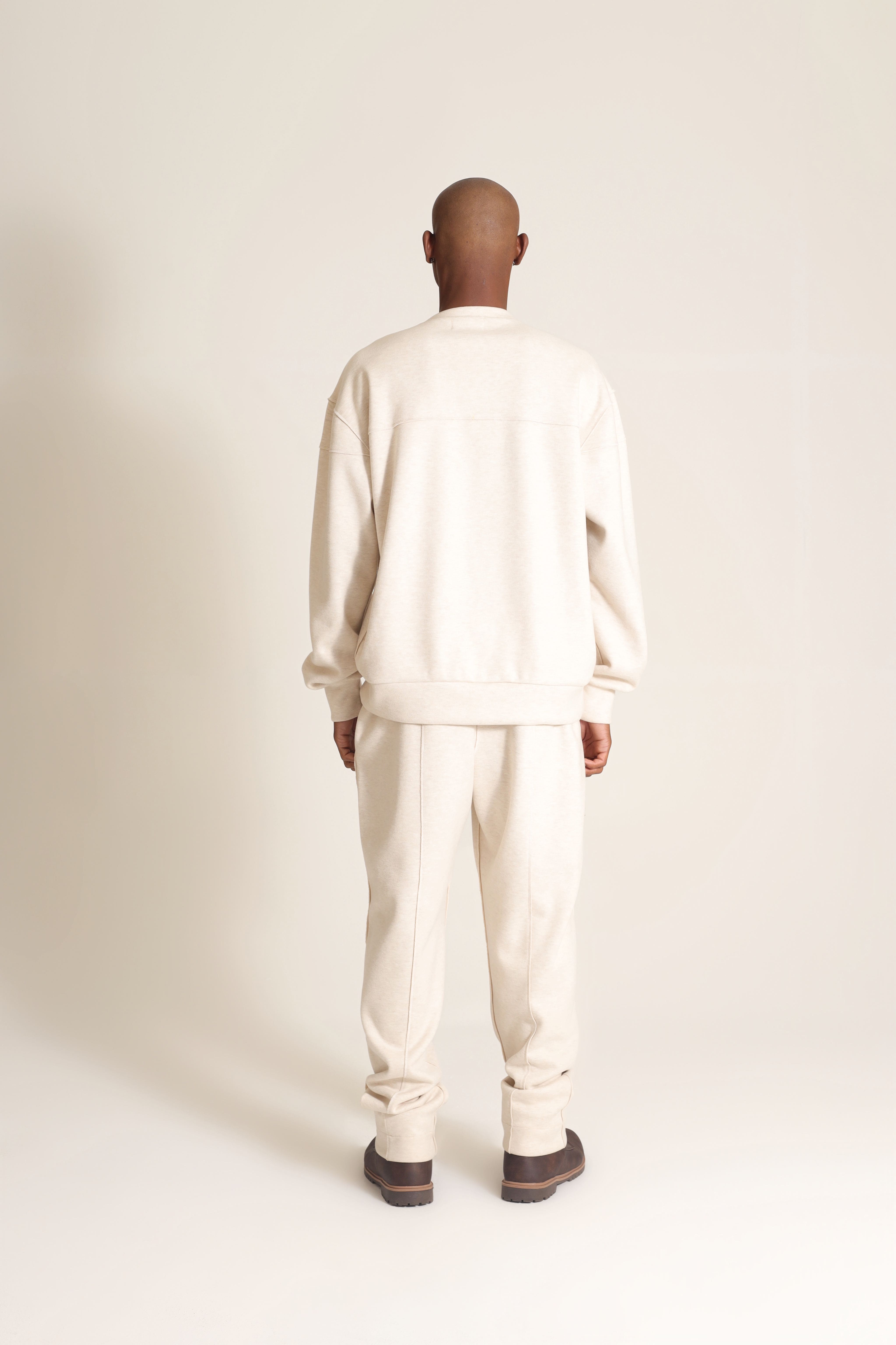 CREWNECK SWEATER MAË LOGO PATCH