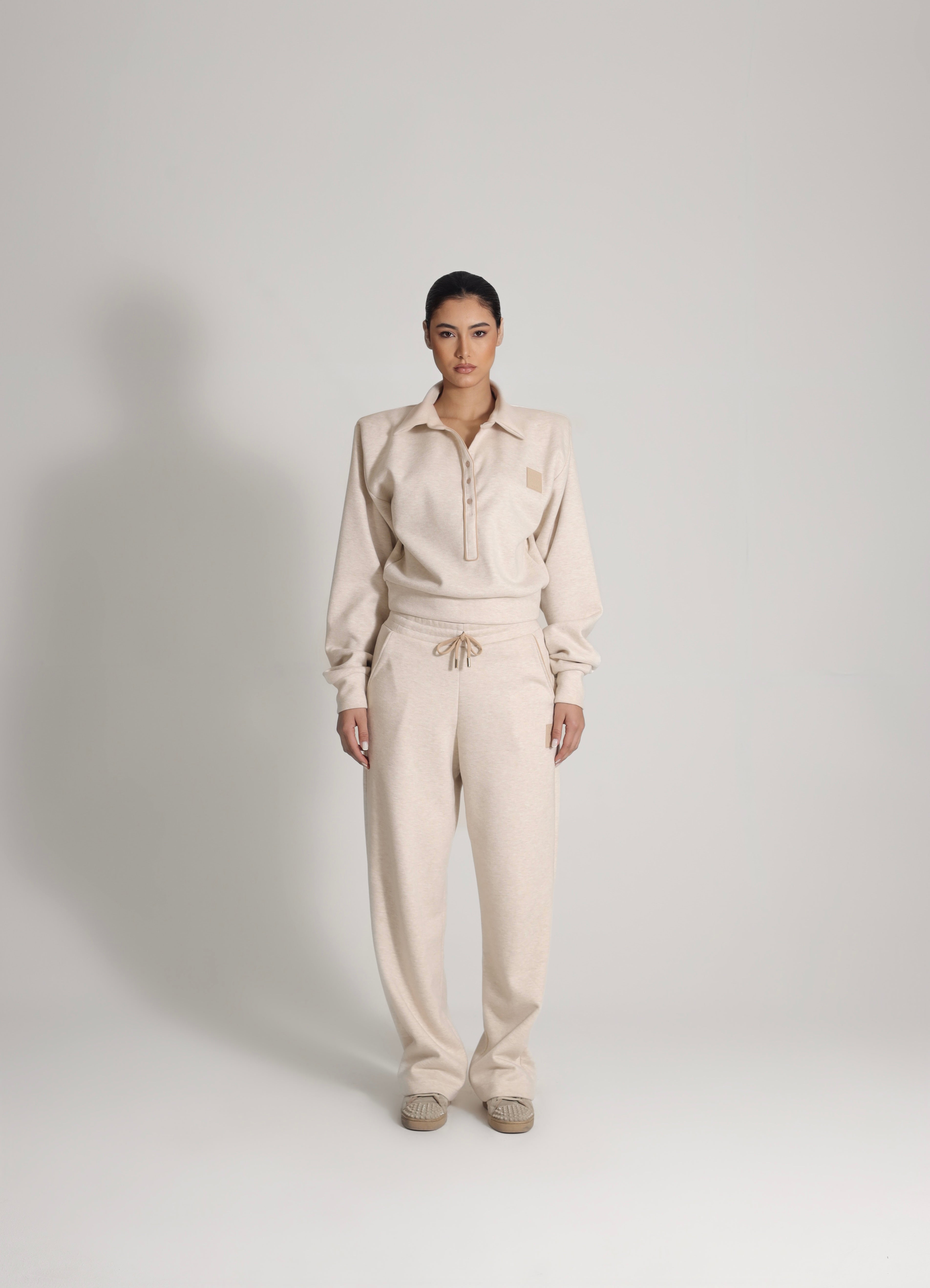 LOGO PATCH JOGGING PANT IN BEIGE