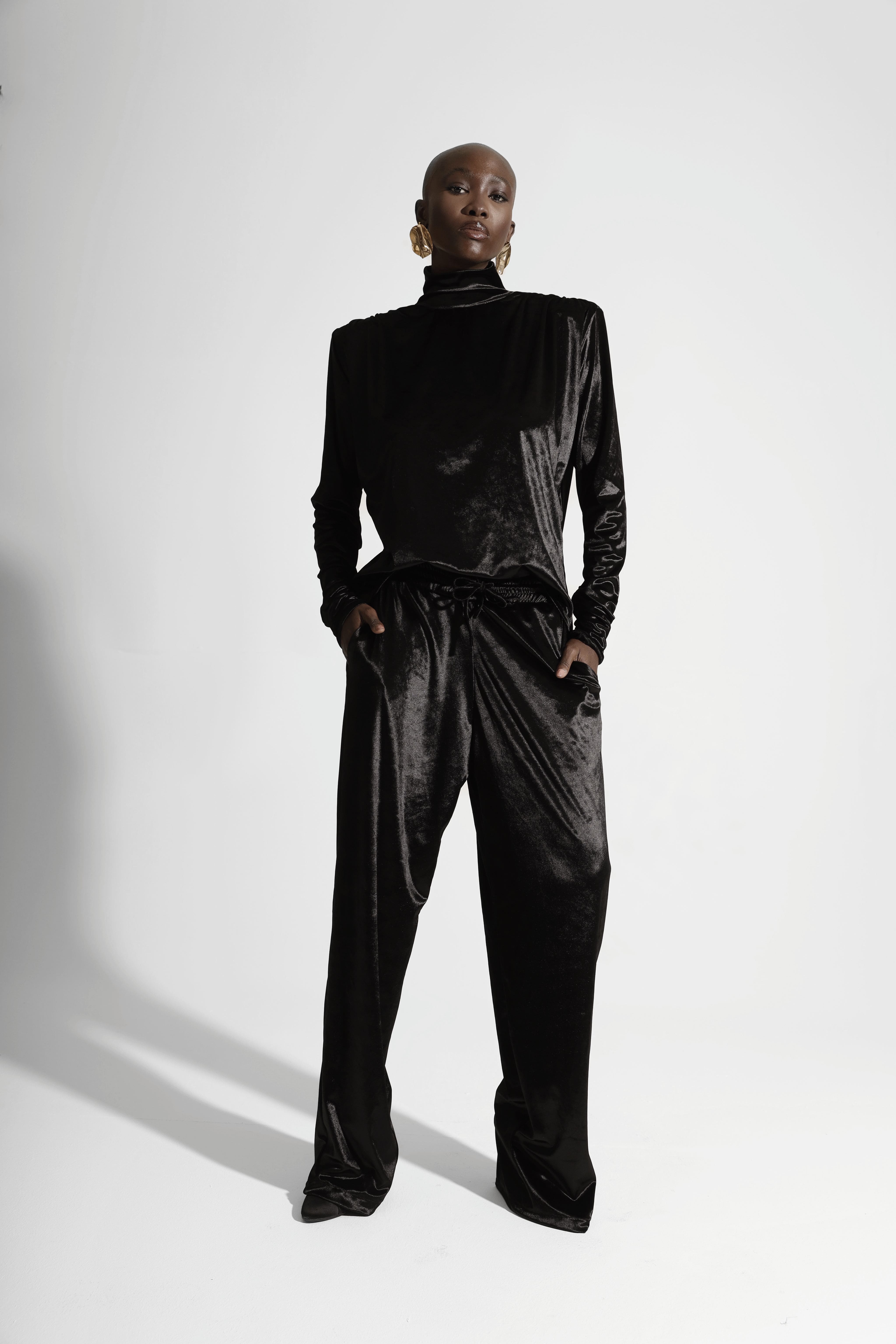 VELVET PANT IN BLACK