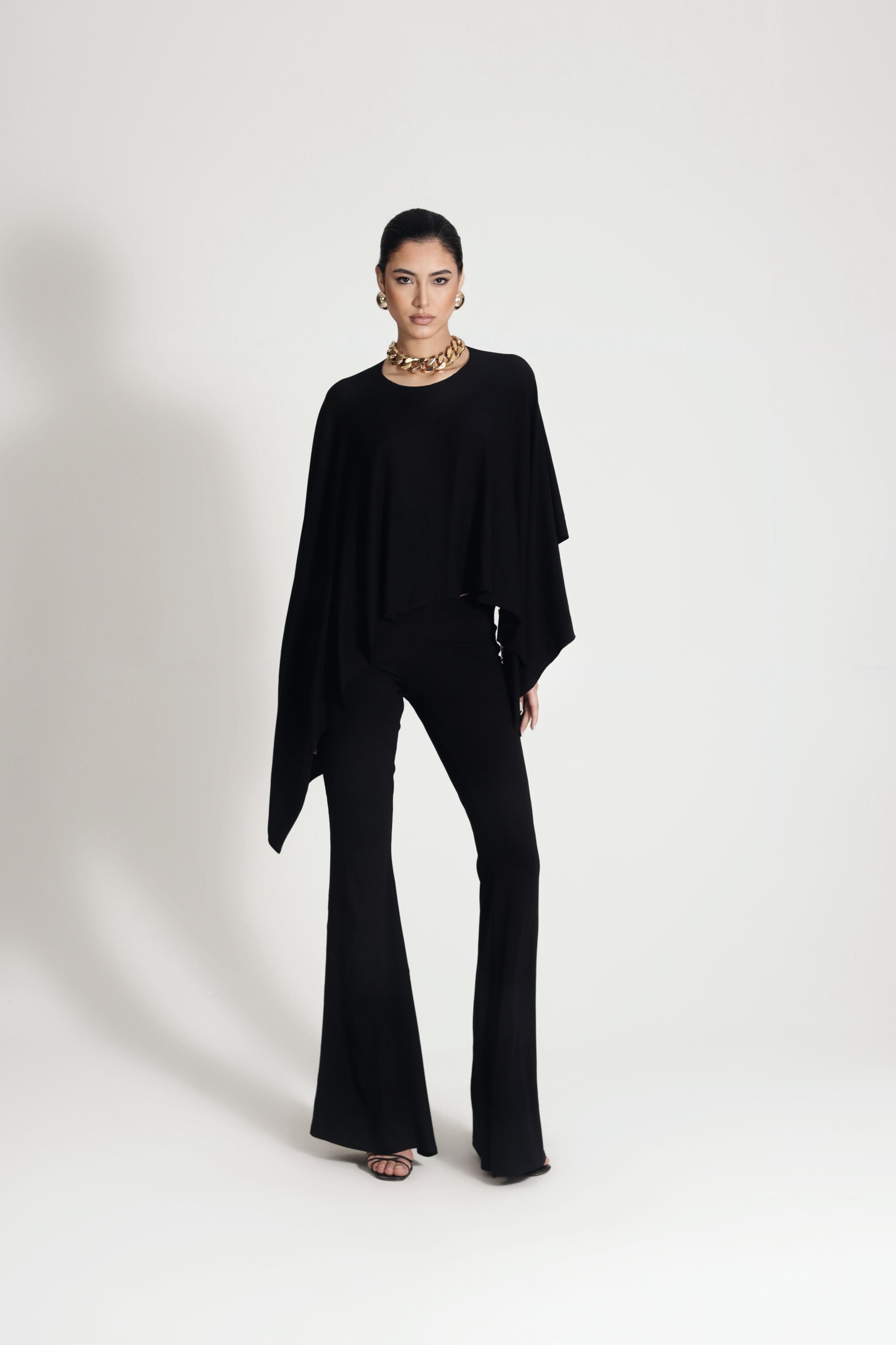 NUIT BACKLESS TOP IN BLACK