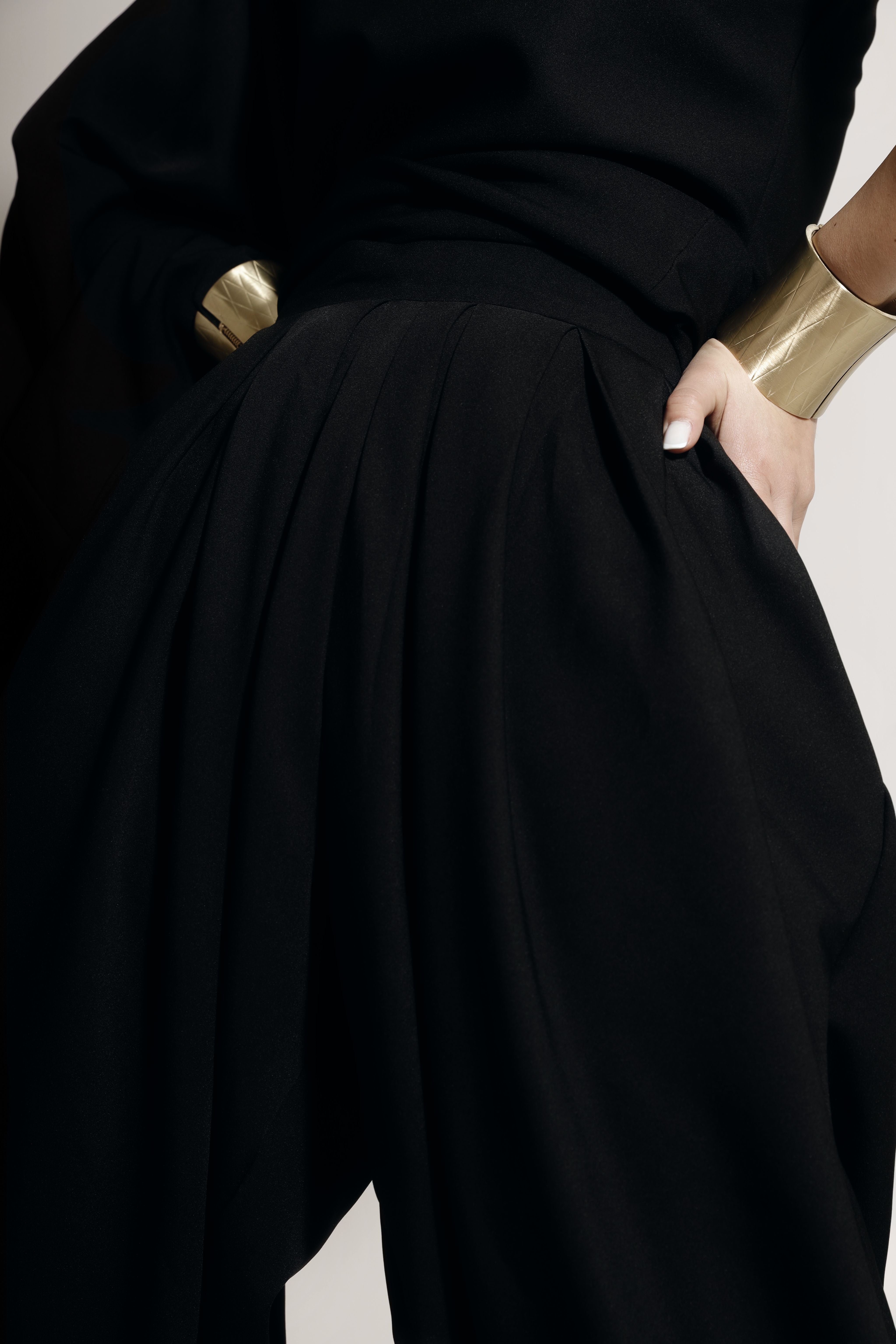 HIGH WAISTED PLEATED PANT