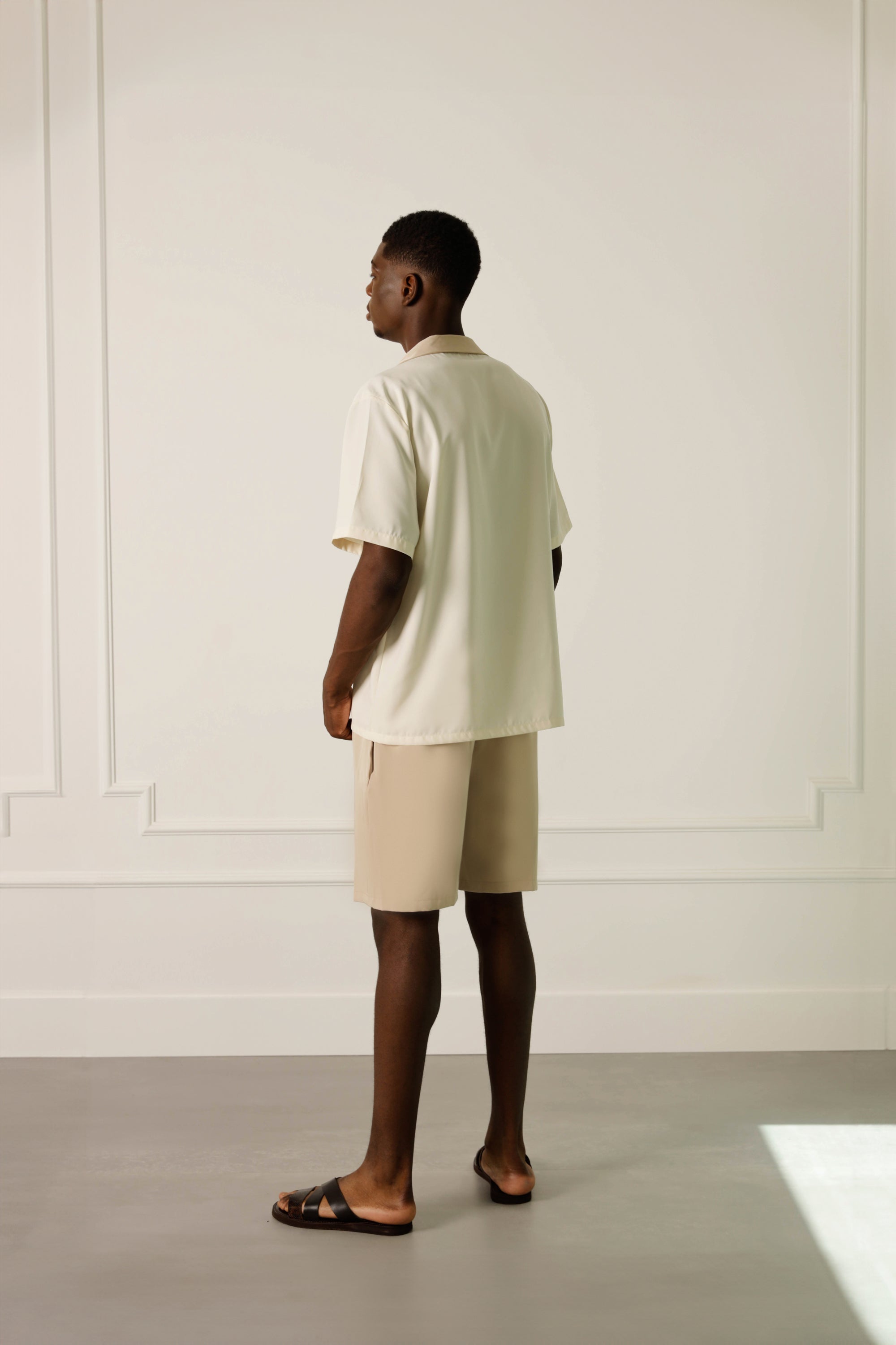 Beige shorts in satin