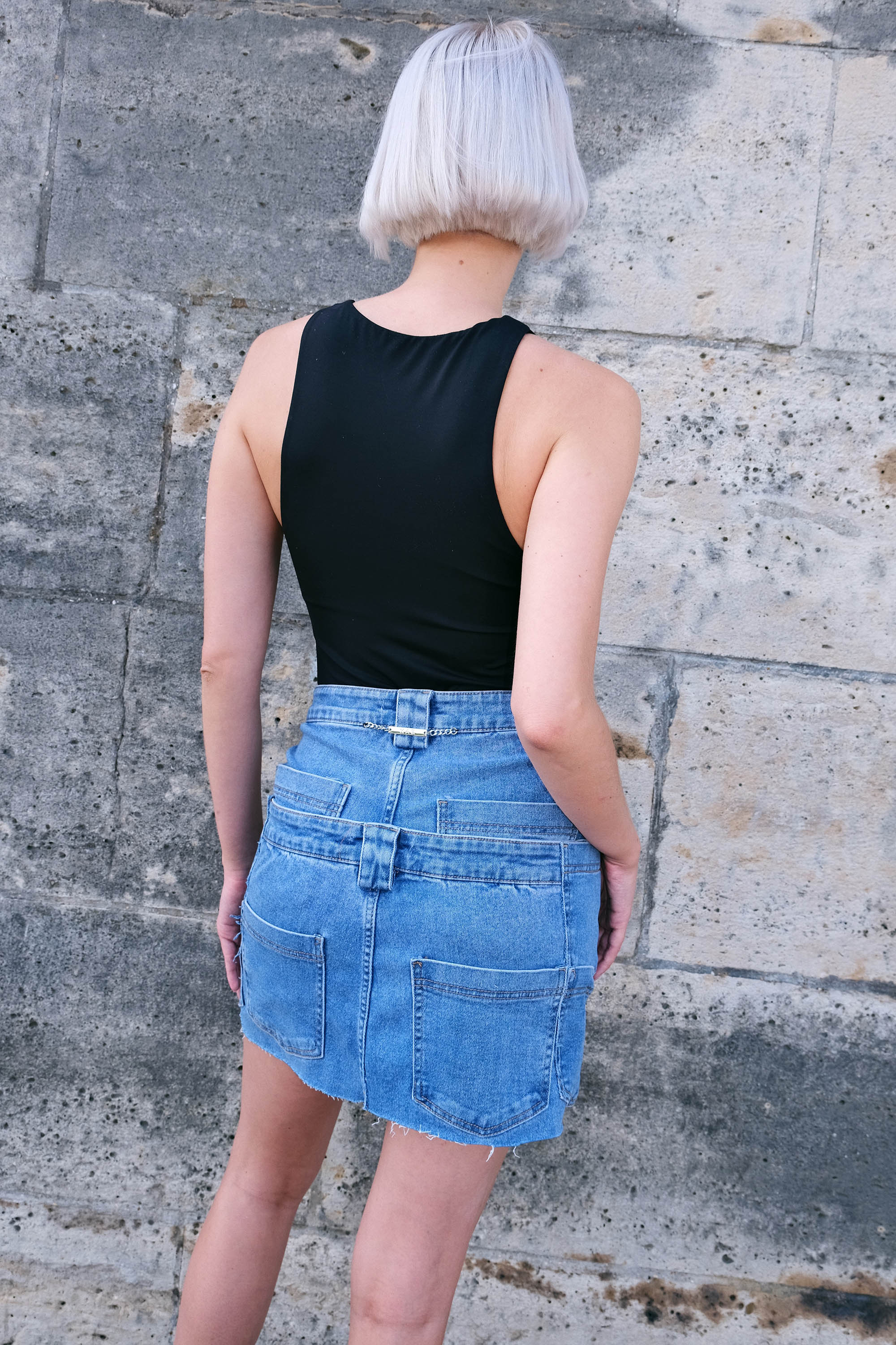 Vibrant denim skirt